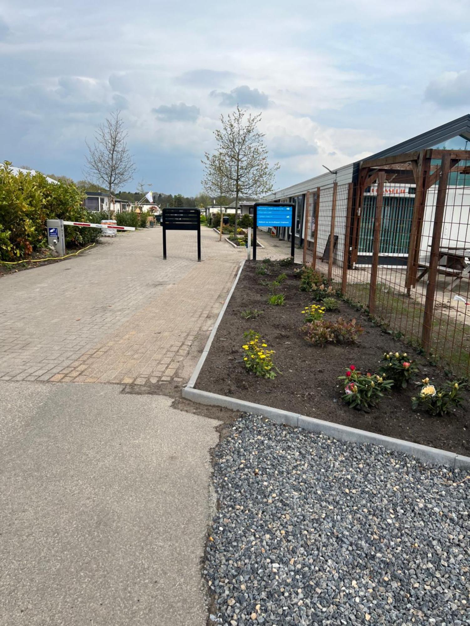 Chalet Quattro In Bosrijke Omgeving Anloo Exterior photo